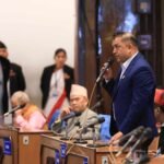 प्रधानमन्त्रीलाई गगनको सुझाव : मन्त्री फेर्न नसके बालुवाटारबाट डेरा सर्ने