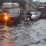 भारतको मुम्बईमा भिषण वर्षा, विद्यालय र कलेज बन्द