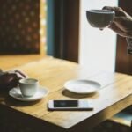 चिया-कफीका लागि भेटिरहने साथी पैसा लिएपछि किन हराउँछन् ?