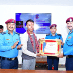 विष्णुमती खोलामा बगेर ज्यान जोखिममा परेकी महिलाको उद्धार गर्ने प्रहरीसहित पाँच जना सम्मानित