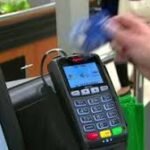 नयाँ क्रेडिट कार्डमार्फत पुरानो ऋण तिर्नु — समाधान कि समस्याको अर्को रूप?