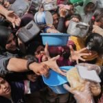 गाजामा कुपोषणबाट मृत्यु २१२, २४ घण्टामा ३८ मारिएकाे